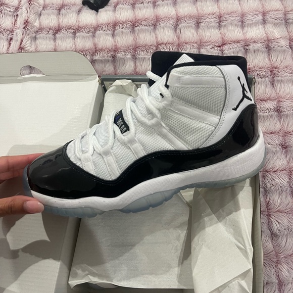 Jordan Shoes - Air Jordan 11 Retro 'Gratitude